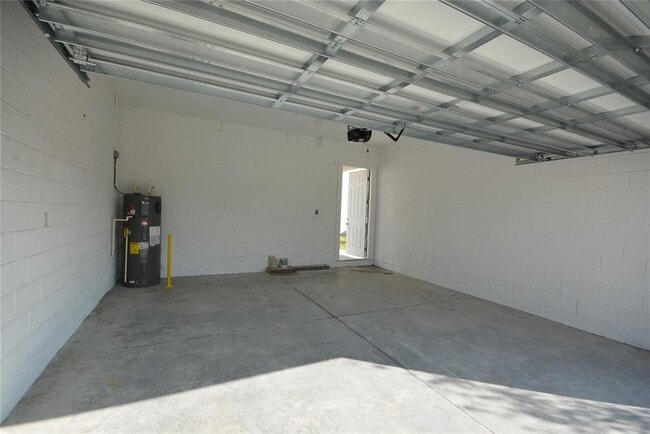 Building Photo - 5144 Firebush Dr