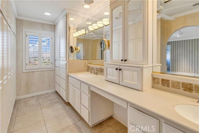 Building Photo - 27441 Cenajo