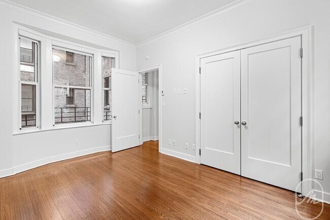 Building Photo - 3 bedroom in New York NY 10028