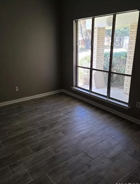 Building Photo - 3136 Montwood Dr