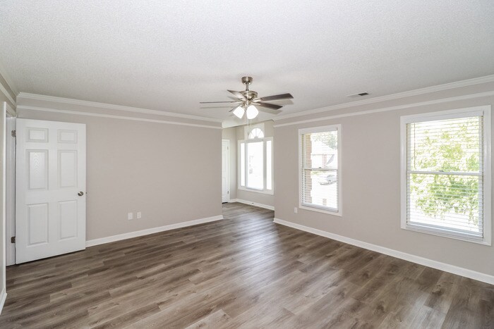 Building Photo - 8821 Chimneyrock Blvd.