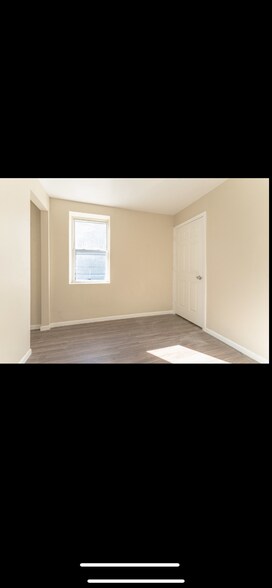 Building Photo - 3128 W 38th Pl