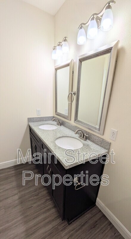 Building Photo - 2010 W Gregory St