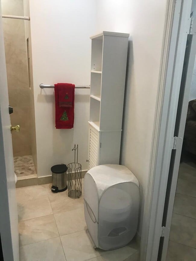 Building Photo - 13861 SW 102nd Terrace