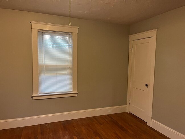 Building Photo - 14 Eddy St