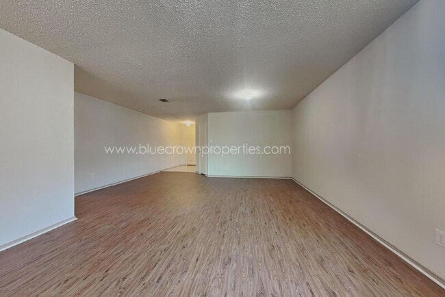 Building Photo - 12109 Wolfson St