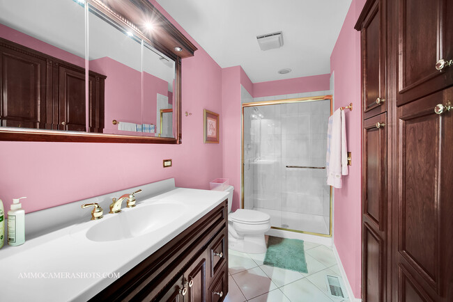 Building Photo - 2344 Appleby Dr
