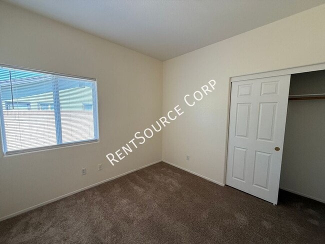 Building Photo - 343 E Ave J 8