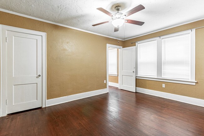 Building Photo - 1 Bed 1 Bath apartment in Okc close to Plaza District!