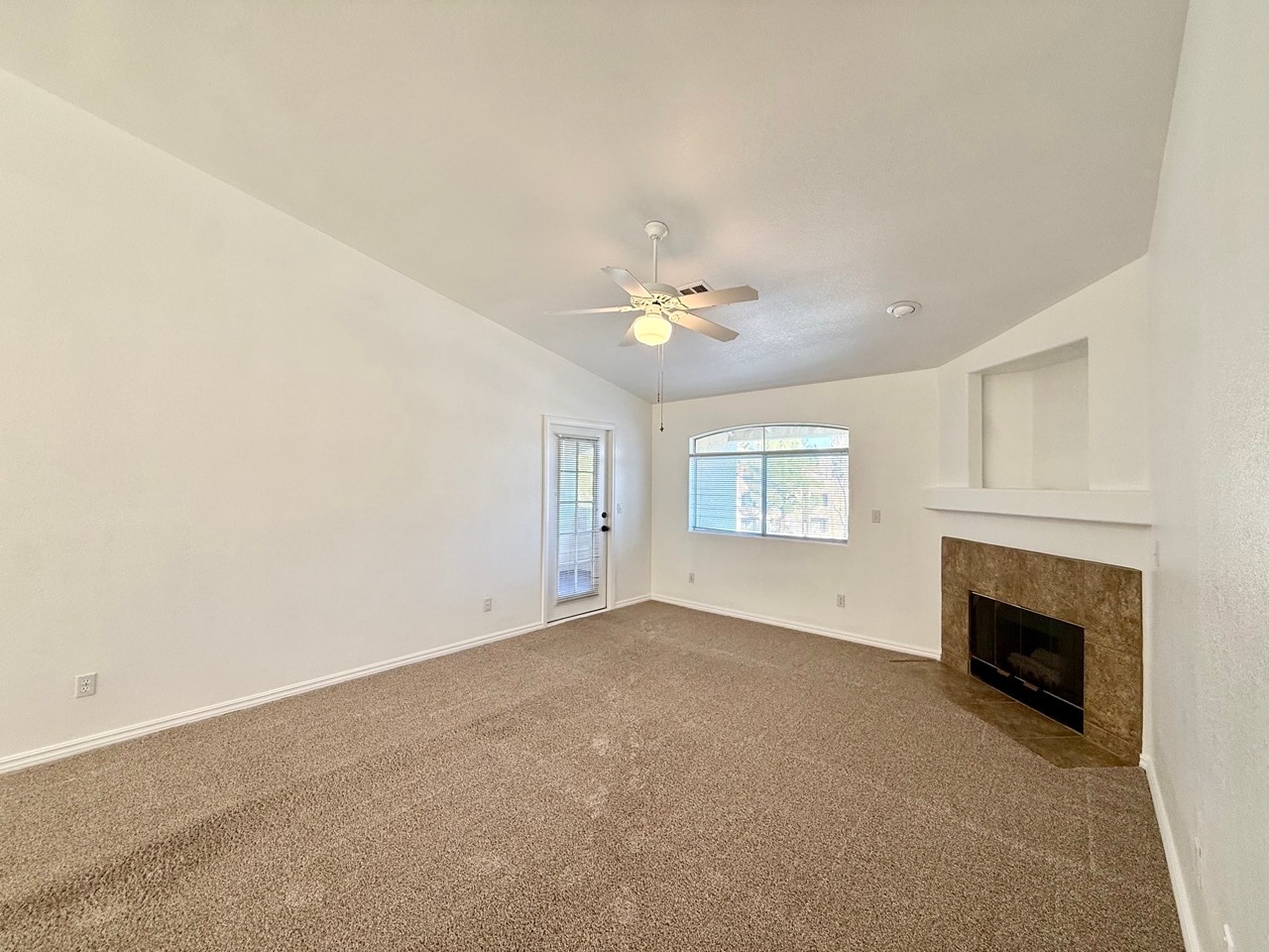 Building Photo - 3320 S Fort Apache Rd