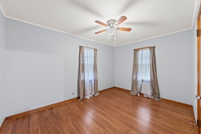 Building Photo - Great Home in Great Condition