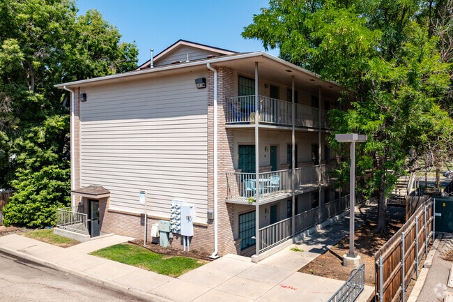 Building Photo - Clock Tower Apartments