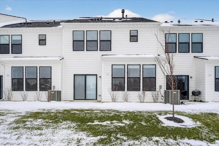 Building Photo - 10942 Haflinger Dr