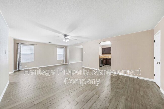 Building Photo - 219 Coriander Bend