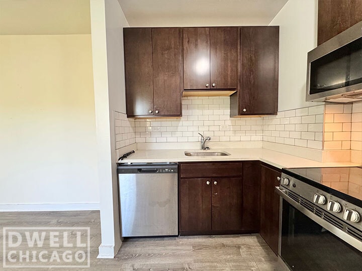 Building Photo - 1820 N Humboldt Blvd