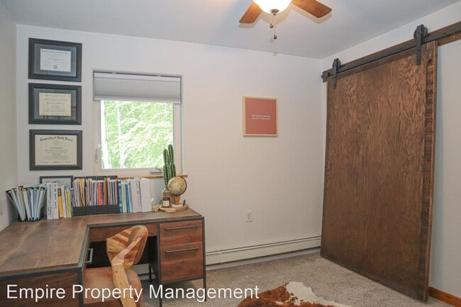 Building Photo - 3 br, 3 bath House - 2700 Roland Road