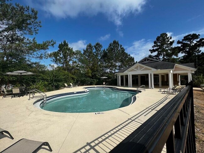 Building Photo - 2200 Del Carmel Way