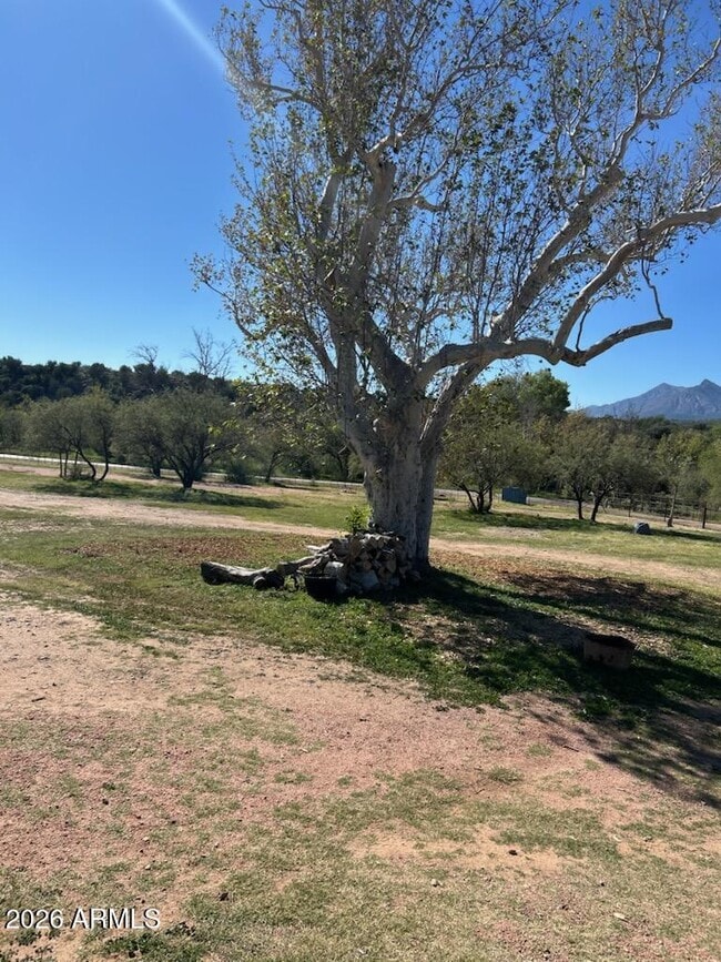 Building Photo - 200 W H Bar Rnch Rd