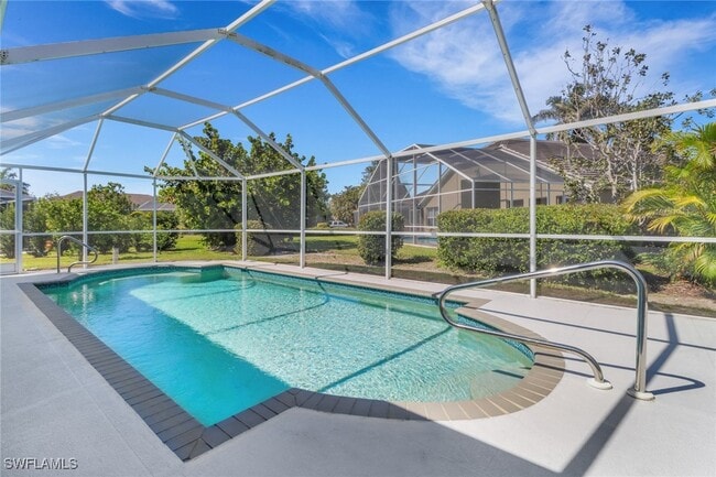 Building Photo - 3650 Sunland Ln