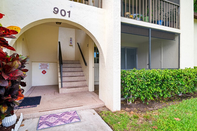 Building Photo - 4995 Sable Pine Cir