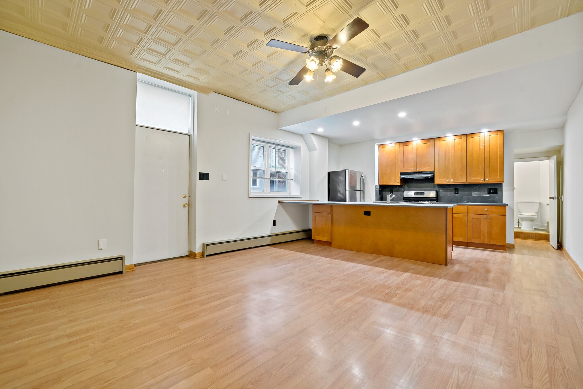 Building Photo - 1332 S 7th St