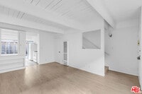 Building Photo - 4040 Grand View Blvd