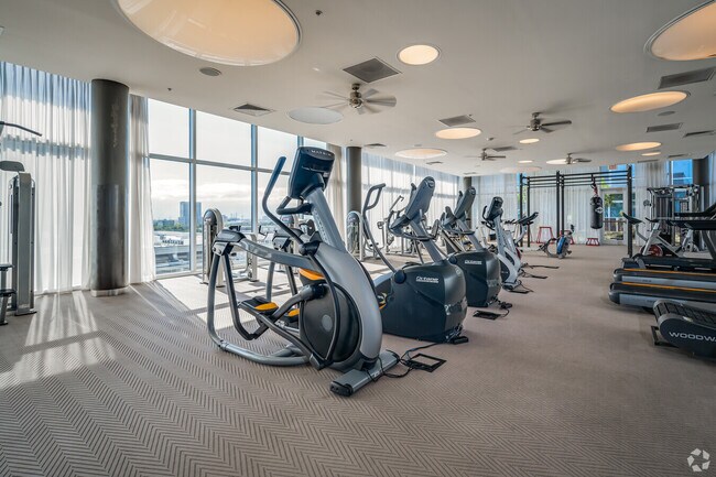 Building Photo - High-Rise Luxury in River Oaks