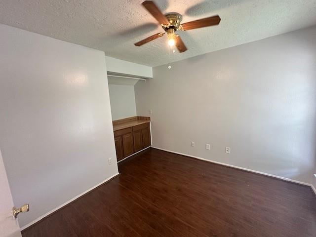 Building Photo - 15818 Oak Mountain Dr