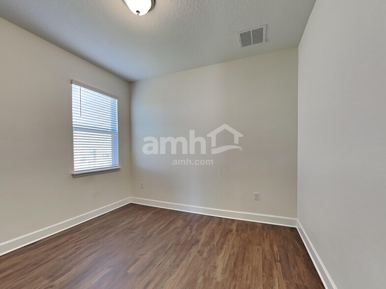 Building Photo - 6054 Little Blf Cir