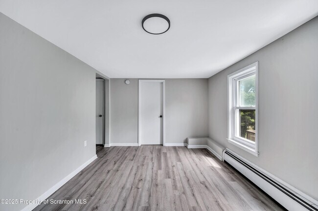 Building Photo - 196-198 Chamberlain St