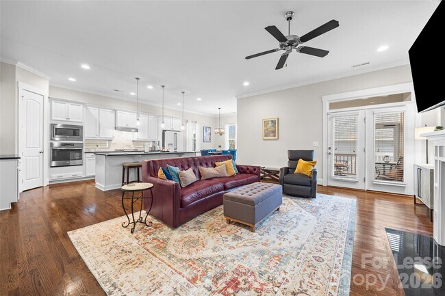 Building Photo - 522 Spring Landing Dr