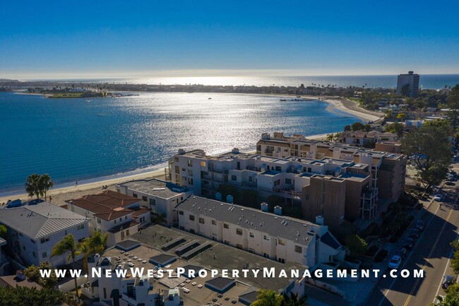 Building Photo - Renovated Pacific Beach 1 Bedroom at Pacif...