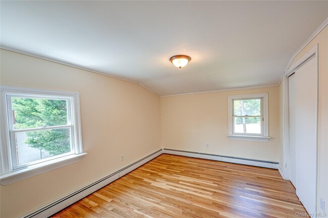 Building Photo - 69 Allan Dr