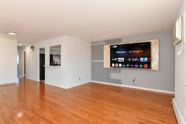 Building Photo - 1308 46th St