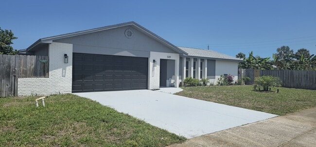 Building Photo - $6,000 Per Month FULLY FURNISHED - SATELLITE BEACH FL- MINUTES TO BEACH