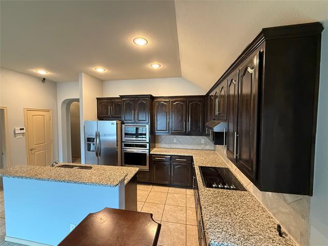 Building Photo - 213 Warbler Dr