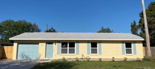 Primary Photo - Desoto Lakes 4Bed/2bath Home with Fenced Yard