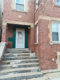 Building Photo - 5610 N Glenwood Ave