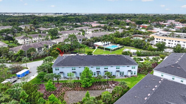Building Photo - 1887 SE Ocean Cove Way
