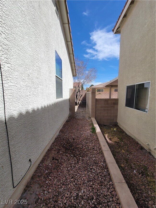 Building Photo - 6420 Indian Peak Ct