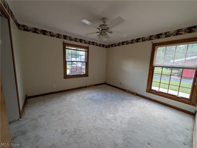Building Photo - 2543 Burlingham Dr