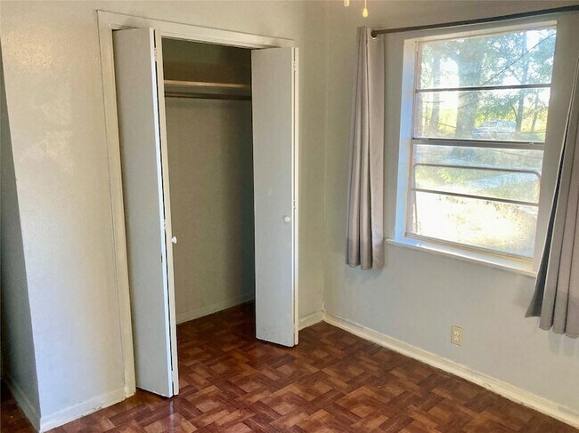 Building Photo - 143B Moffett Springs Rd