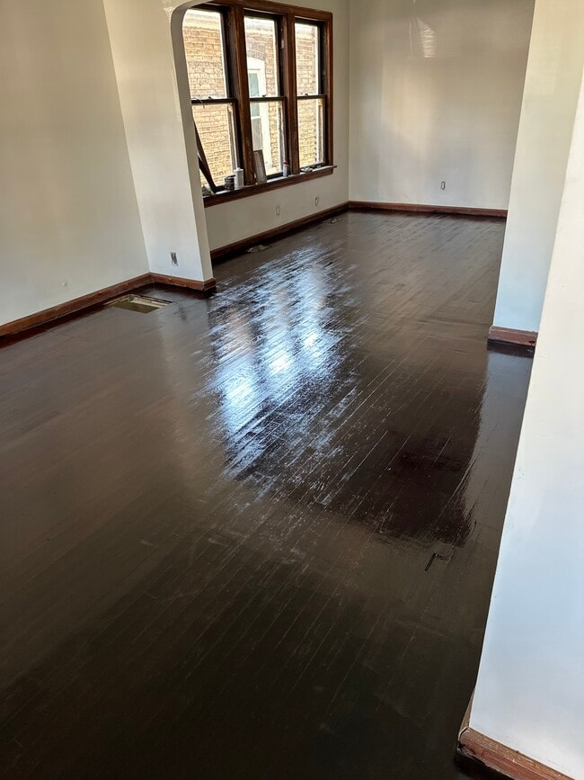 Building Photo - 8634 S Carpenter St