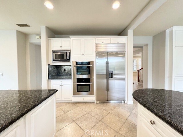 Building Photo - 42 Vela Ct