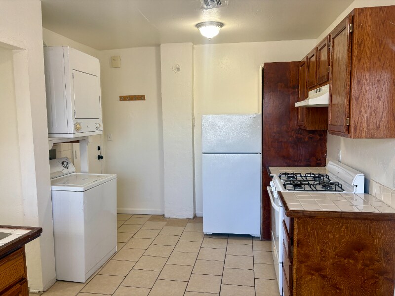 Building Photo - 2600 NW 12th St