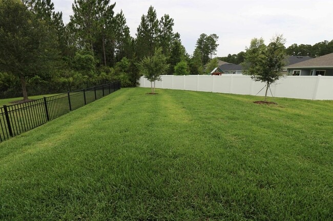 Building Photo - 311 Sandstone Dr