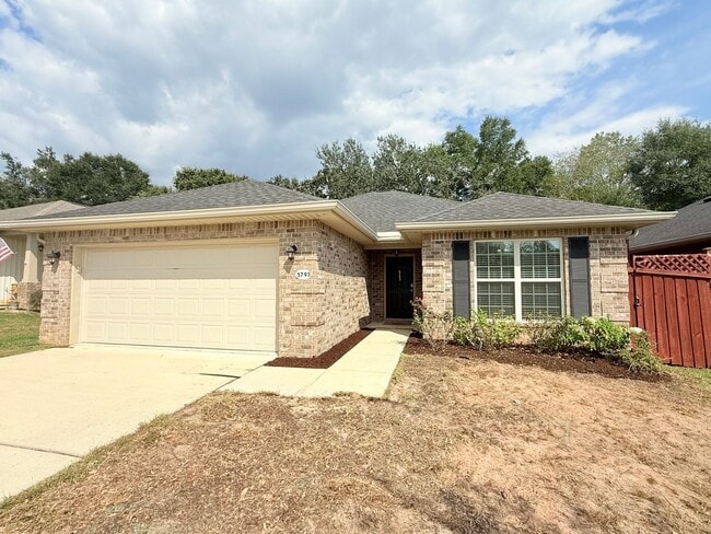 Primary Photo - 3 Bed/2 Bath All-Brick Home