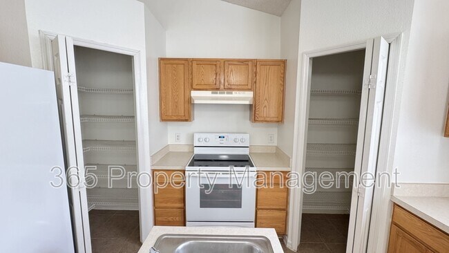 Building Photo - 5190 Tanner Rd