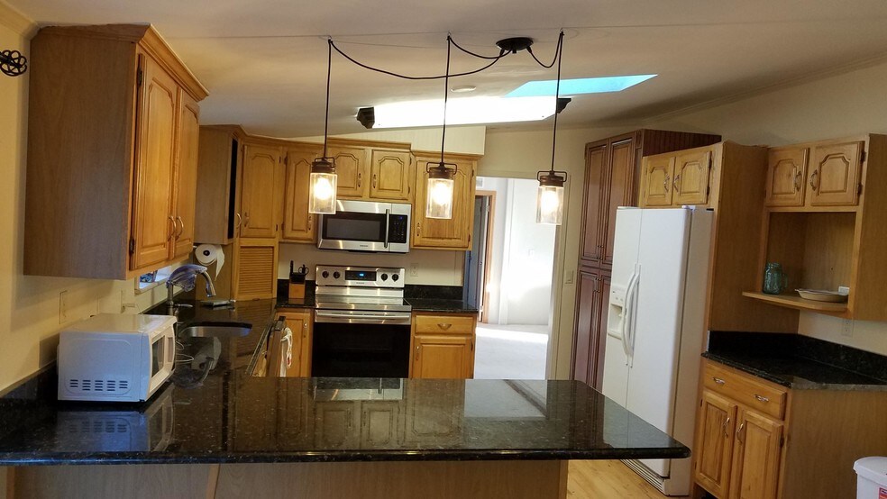 Primary Photo - 20 Mill Rd