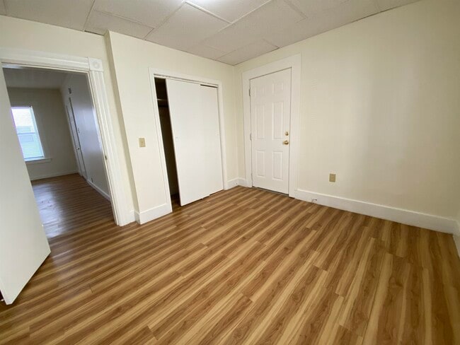 Building Photo - 93 Second St